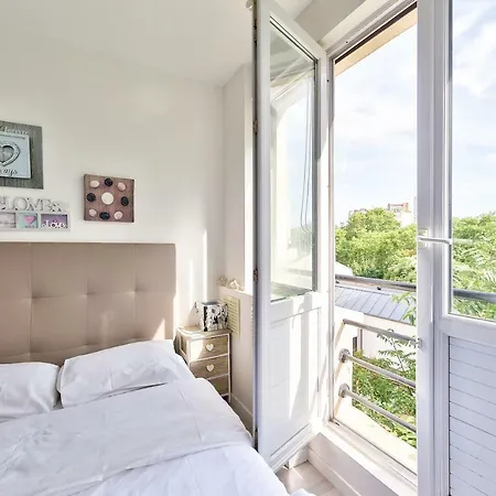 Studio For Two People In ! شقة *